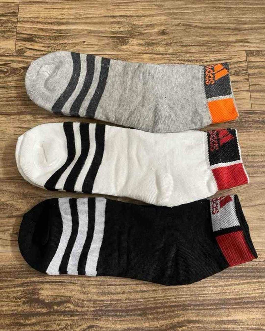 Calcetines Cortos Adidas Unisex - Ajuste perfecto y transpirable. - Imagen 2